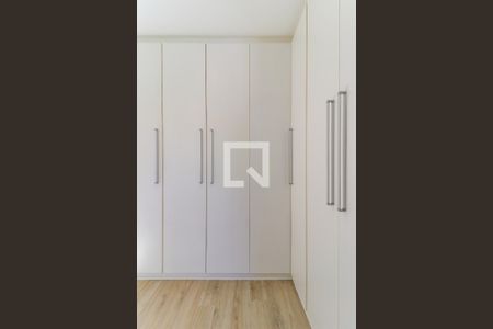 Casa à venda com 608m², 6 quartos e 6 vagasCloset da Suíte 3