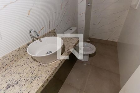 Banheiro de apartamento à venda com 1 quarto, 35m² em Vila Ivone, São Paulo