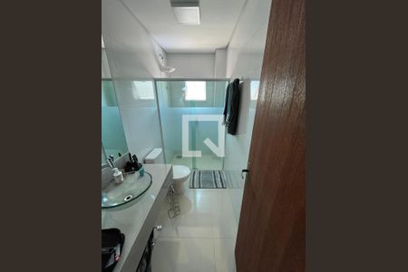 Banheiro suite  de apartamento para alugar com 2 quartos, 87m² em Campeche, Florianópolis