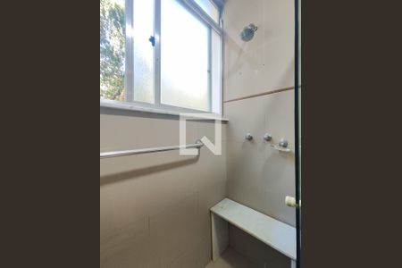 Apartamento à venda com 42m², 2 quartos e 1 vaga Apartamento à venda com 42m², 2 quartos e 1 vagaBanheiro Corredor