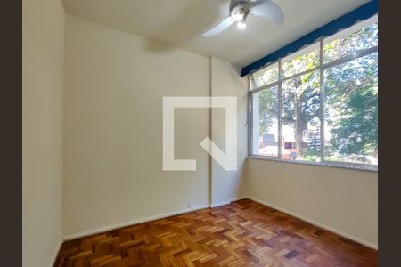 Quarto 1 de apartamento à venda com 2 quartos, 42m² em Grajaú, Rio de Janeiro