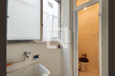 Apartamento à venda com 42m², 2 quartos e 1 vaga Apartamento à venda com 42m², 2 quartos e 1 vagaÁrea de Serviço