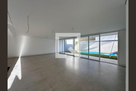 Sala de casa de condomínio à venda com 4 quartos, 450m² em Campo Belo, São Paulo