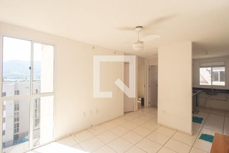 Sala de apartamento para alugar com 2 quartos, 42m² em Campo Grande, Rio de Janeiro