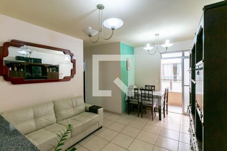 Sala de apartamento à venda com 3 quartos, 63m² em Santa Efigênia, Belo Horizonte