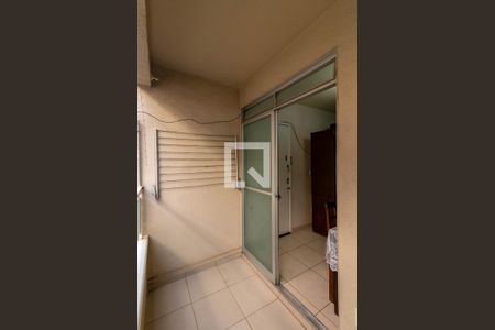 Varanda Sala de apartamento à venda com 3 quartos, 63m² em Santa Efigênia, Belo Horizonte