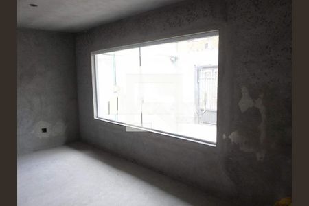 Casa à venda com 132m², 3 quartos e 2 vagas