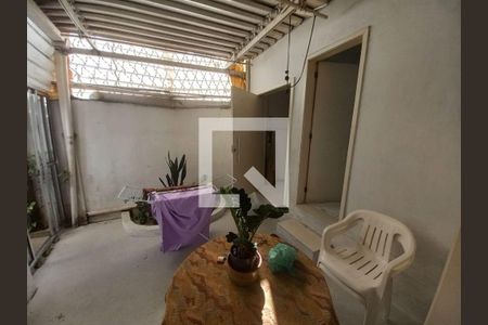 Casa à venda com 2 quartos, 135m² em Santo Amaro, São Paulo