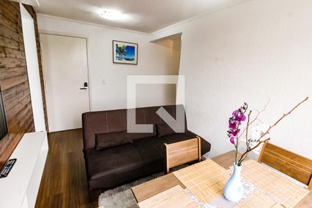 Sala de apartamento para alugar com 2 quartos, 49m² em Jardim Paris, São Paulo