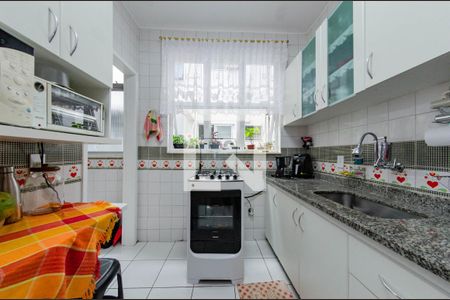 Apartamento à venda com 85m², 2 quartos e 1 vagaCozinha