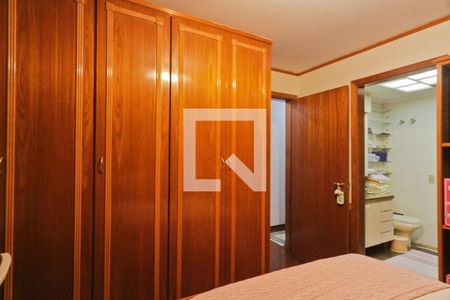 Apartamento à venda com 450m², 6 quartos e 6 vagas Apartamento à venda com 450m², 6 quartos e 6 vagasSuíte americana 2