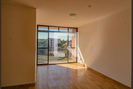 Sala de apartamento para alugar com 3 quartos, 76m² em Vila Campestre, São Paulo