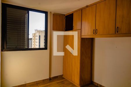 Quarto 1 de apartamento para alugar com 3 quartos, 76m² em Vila Campestre, São Paulo