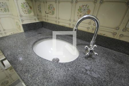 Banheiro de apartamento para alugar com 1 quarto, 35m² em Liberdade, São Paulo