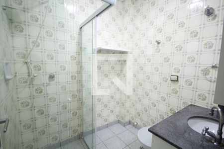 Banheiro de apartamento para alugar com 1 quarto, 35m² em Liberdade, São Paulo