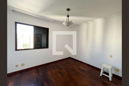 Suite de apartamento para alugar com 3 quartos, 100m² em Saúde, São Paulo