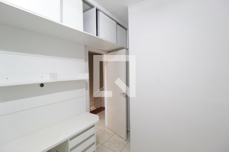Quarto 2 de casa de condomínio para alugar com 4 quartos, 120m² em Morada da Colina, Uberlândia