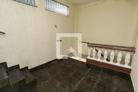 Casa para alugar com 210m², 2 quartos e sem vagaÁrea de Serviço