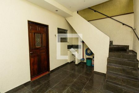 Casa para alugar com 210m², 2 quartos e sem vagaÁrea de Serviço