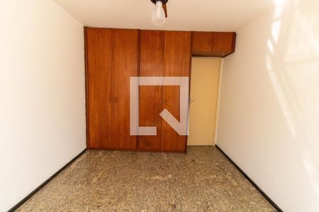 Quarto de apartamento à venda com 2 quartos, 80m² em Icaraí, Niterói