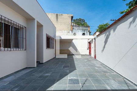 Casa para alugar com 2000m², 3 quartos e 4 vagas Casa para alugar com 2000m², 3 quartos e 4 vagasGaragem