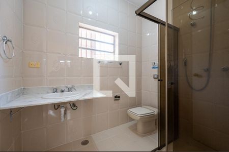 Casa para alugar com 2000m², 3 quartos e 4 vagas Casa para alugar com 2000m², 3 quartos e 4 vagasBanheiro