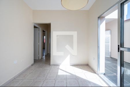 Sala de Jantar de casa para alugar com 3 quartos, 2000m² em Jardim Oriental, São Paulo