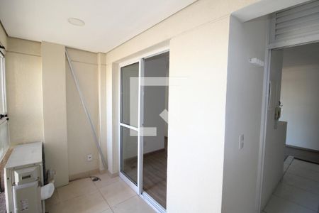 Sala - Varanda de apartamento à venda com 3 quartos, 66m² em Vila Santa Maria, São Paulo