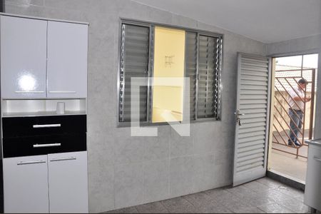 Cozinha de apartamento para alugar com 1 quarto, 40m² em Vila Dom Pedro Ii, São Paulo