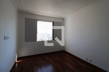 Apartamento à venda com 192m², 3 quartos e 4 vagasQuarto 2