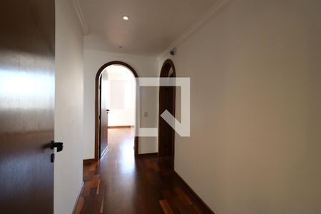 Apartamento à venda com 192m², 3 quartos e 4 vagasCorredor