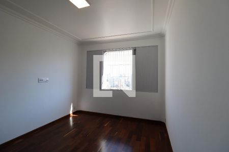 Apartamento à venda com 192m², 3 quartos e 4 vagasQuarto 2