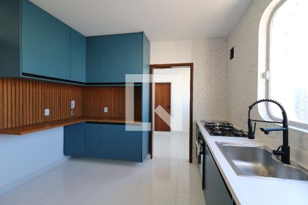 Apartamento à venda com 192m², 3 quartos e 4 vagasCozinha