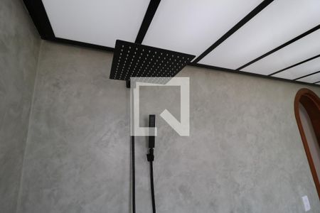 Apartamento à venda com 192m², 3 quartos e 4 vagasBanheiro da Suíte - Chuveiro