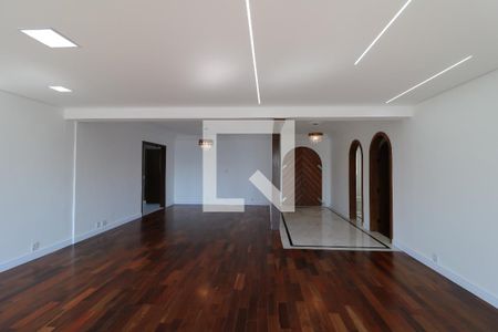 Apartamento à venda com 192m², 3 quartos e 4 vagasSala