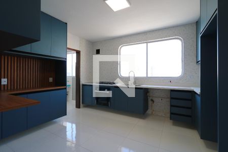 Apartamento à venda com 192m², 3 quartos e 4 vagasCozinha