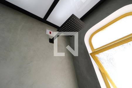 Apartamento à venda com 192m², 3 quartos e 4 vagasBanheiro de Serviço - Chuveiro