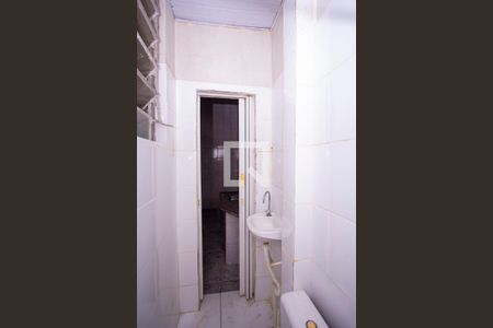 Banheiro da casa 1 de casa à venda com 7 quartos, 250m² em Fonseca, Niterói