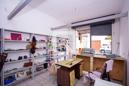 Casa à venda com 250m², 7 quartos e sem vaga Casa à venda com 250m², 7 quartos e sem vagaLoja