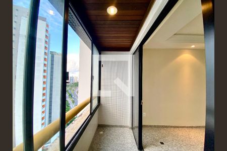 Varanda da Sala de apartamento para alugar com 2 quartos, 84m² em Candeal, Salvador