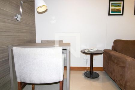 Sala de apartamento para alugar com 1 quarto, 38m² em Jacarepaguá, Rio de Janeiro