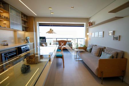 Sala/Cozinha de apartamento para alugar com 2 quartos, 70m² em Vila Madalena, São Paulo