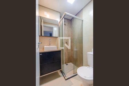 Banheiro de apartamento para alugar com 2 quartos, 59m² em Teresópolis, Porto Alegre