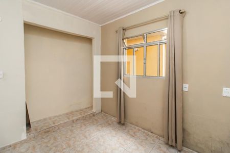 Quarto 2 de casa para alugar com 2 quartos, 110m² em Vila Granada, São Paulo