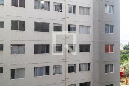 Vista da Sala de apartamento para alugar com 2 quartos, 42m² em Jardim do Lago, São Paulo