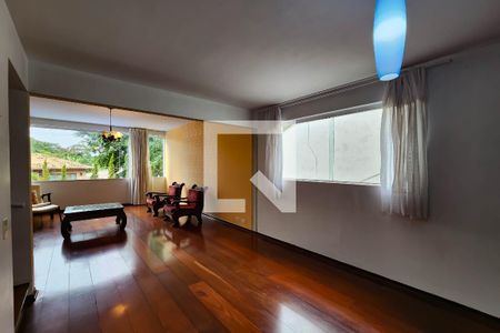 Sala de casa para alugar com 3 quartos, 320m² em Rolinópolis, São Paulo