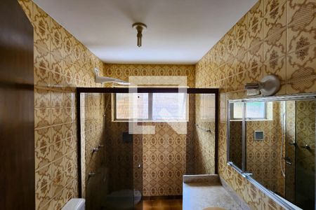 Casa para alugar com 320m², 3 quartos e 4 vagas Casa para alugar com 320m², 3 quartos e 4 vagasBanheiro