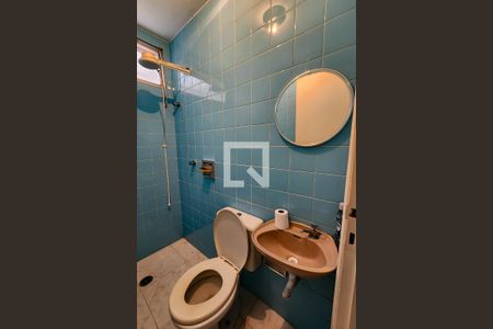 Casa para alugar com 320m², 3 quartos e 4 vagas Casa para alugar com 320m², 3 quartos e 4 vagasBanheiro do Escritório