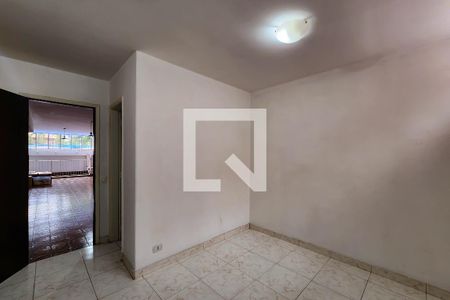 Casa para alugar com 320m², 3 quartos e 4 vagas Casa para alugar com 320m², 3 quartos e 4 vagasEscritório
