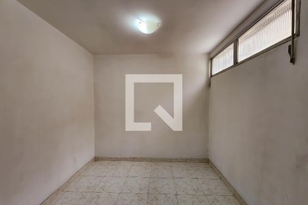 Casa para alugar com 320m², 3 quartos e 4 vagas Casa para alugar com 320m², 3 quartos e 4 vagasEscritório